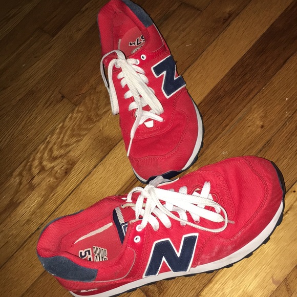 New Balance shoes - Picture 1 of 3